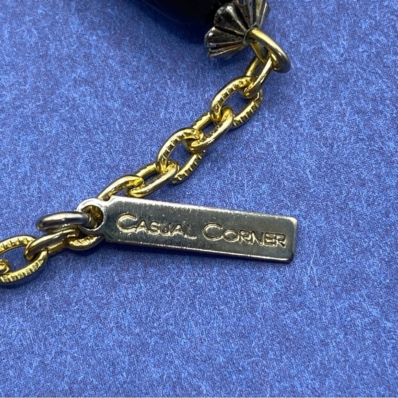 CASUAL CORNER Over-the-Head Boho Style Bead Necklace - Picture 5 of 6